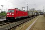 On 10 April 2014 DBS 185 342 speeds through Minden (Westfalen).