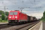 On a rainy 28 May 2014, 185 206 passes Bonn-Beuel.