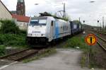 Metrans 186 181 slows down at Oberhausen Osterfeld Sd -and earnes sincere thanks from the photographer! 