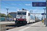 The SBB 186 904 with a Cargo Train in Solothurn.