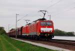 Those two class 189 pulling an orechoachrstrain over the line from Rheydt to Cologne near the village of Gubberath....friday 4.5.2012