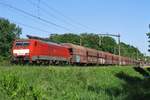 Coal train with 189 049 passes through Tilburg Oude warande on 26 May 2017.