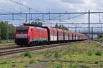 On 28 June 2020 DB Cargo 189 074 hauls a coal train through Lage Zwaluwe.