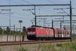 On 31 July 2020 DBC 189 080 hauls a coal train through Valburg.