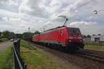 On 28 May 2021 DB 189 823 hauls an empty coal train through Venlo-Vierpaardjes.