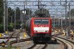 DB Cargo 189 083 plays heads-up at Dordrecht on 18 July 2018 and still gets photographed from the station's  platform.