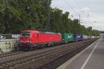 On 24 September 2020 an intermodal train, hauled by DBC 193 348 passes through Köln Süd.