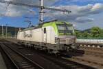 CapTrain 193 893 runs light through Decin lh.n. on 27 May 2025 to pick up a freight at Bad Schandau.
