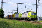 The TCA 7193 114 and 7193 116 with the daily TCA shuttle from the port of Antwerp to the TCA container terminal at Athus near the French and Luxembourg border. Build by Siemens: type: Vectron MS construction n� 23960 year of manufacture: 2025. Line 2 ...