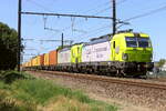 The TCA 7193 116 and 7193 114 in double traction for the very long and heavy daily TCA container shuttle from the port of Antwerp to the container terminal at Athus near the French and Luxembourg border. Siemens Vectron MS build in 2025 with construction N� 23968. Line 27A at Antwerp Airport. 13-08-2026