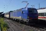 Beacon Rail/ARS Altmann Rail 193 049 hauls a closed car transporter train through Neuwied on 30 April 2026. TXLogistics used tohaul the ARS Altman trains, but they have now rented their own traction. 
