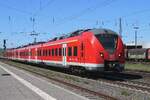 DB Regio 1440 233/733 quits Neuwied with an all-stations service from M�nchengladbach Hbf to Koblenz Hbf via Cologne and the right bank Rhine tracks on 30 April 2026. 