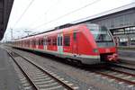 DB 422 073 calls at Oberhausen Hbf on 22 May 2018. 