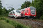 ICE 3 and a control car at Ulm, June 2nd, 2008.