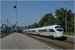 The DB ICE 411 055 comming from München is arriving at Bregenz. This is the ICE 1217 service.

14.08.2021