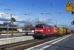 On 21 February 2020 LWC 225 101 hauls an engineering train through Straubing.