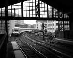 A new train on the Hamburger Hochbahn. 
28.11.2008