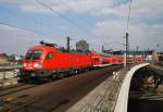 Here 182 009-1 with a local train from Cottbus to Wismar. Berlin central station, 6.4.2012.