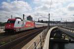 Here 101 109-7 with IC146 from Berlin Ostbahnhof to Schiphol Airport. Berlin central station, 4.7.2012.