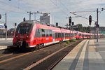 DB 442 138 calls at Berlin Hbf on 19 September 2016.