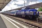On 30 April 2018, 1002-021 hauls a Russian Talgo set in Berlin-Lichtenberg. 