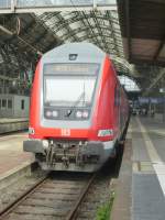 Un RE20 à destination de Limburg est stationné à la gare centrale de Francfort (Main) le 23 août 2013.