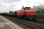 RBH 802 with steel train calls at Oberhausen Osterfeld Sd on 9 April 2014.