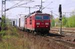 DB Kndelpresse 180 008 hauls an intermodal train out of Pirna on 11 April 2014. This Ewals-service nromally uses the Rotterdam-Switserland-Italy main axis, so an Ewals near the German/Czech border might be less than usual.