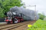 On 16 May 2015 SSN 011 075 speeds through Wijchen.