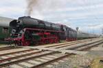 On 26 May 2022 a steam special from Stuttgart stands in Nördlingen with 01 519 at the helms.