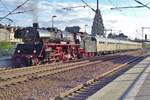 Start of the Dampfspektakel 2018: extra train to Saarbrücken with 03 1010 leaves Konz on 28 April 2018. 