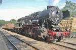 Photo freight with 52 8053 stands at Loenen on 2 September 2012.