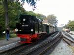 99 4011-5 at 1.10.2013 at the entrance to the station Ghren on Rgen Island.
After the train has implemented here , turn back towards Binz / Putbus