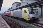 Il 1 giugno 2013 U2-013 sostituisce una locomotiva non disponibile con un treno DB Regio per Halle (Saale) Hbf a Naumburg.