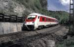 An intercity control car in front of an interregio train at Geislinger Steige, May 9th, 1998.