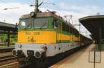 V 43 326 stands at Sopron with a GySEV-train to Györ via Csorna on 28 May 2008.
