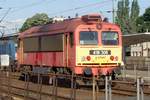 MAV 418 303 passes through Miskolc on 14 May 2018.