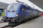 Electric locomotive 470 005 has arrived at Vienna Westbahnhof with its train.