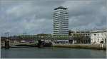 A DART service over the Liffey.
Dulbin, the 14.04.2013