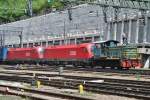 FS D 245 6012 shunts two Tauri in Brennero on 4 June 2015.
