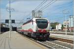 The FS Trenitalia E 402 106 with a Frecciabianca in Rimini.
16.09.2014