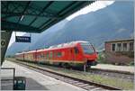 The bi-modular FS Trenitalia BUM BTR 831 001 by his stop in the station of Verres from Torino Porta Nuova to Aosta.