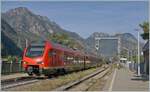 The FS Trenitalia BUM BTR 813 001 is traveling as RV VdA 2718 from Aosta to Torino Porta Nuova and stops in Pont S.Martin, the last staiton in the Aosta Valley.

October 12, 2023