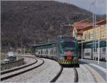 The Trenord ETR 245 165 (UIC 94 83 4425 165-7 I-TN) in Porto Ceresio.