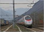 A FS Trenitalia ETR 610 on the way to Milano in Premossello Chiovenda.

29.11.2018
    