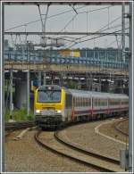 3018 is arriving in Liège Guillemins on June 25th, 2012.
