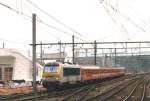 Scanned picture of CFL 3002 with IR entering Lige=Guillemins on 10 September 1999.