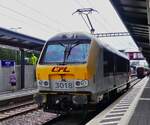 CFL 3018 is approaching its train to tackle the final leg of the farewell journey of the Series 3000 back to Luxembourg City after coupling. June 23, 2026