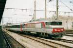 On 21 July 2000, SNCF 15036 leaves Luxembourg Gare Central.

