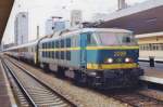 NMBS 2009 calls at Luxembourg Gare Centrale on 18 July 1997.